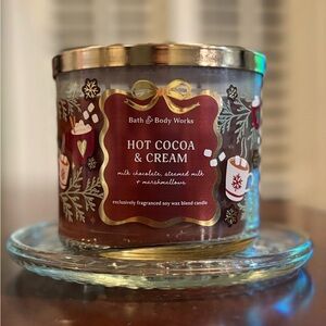 NWT, B&BW, Hot Cocoa & Cream 3 Wick Candle, 2 Available